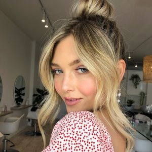 Meet your Posher, Laine